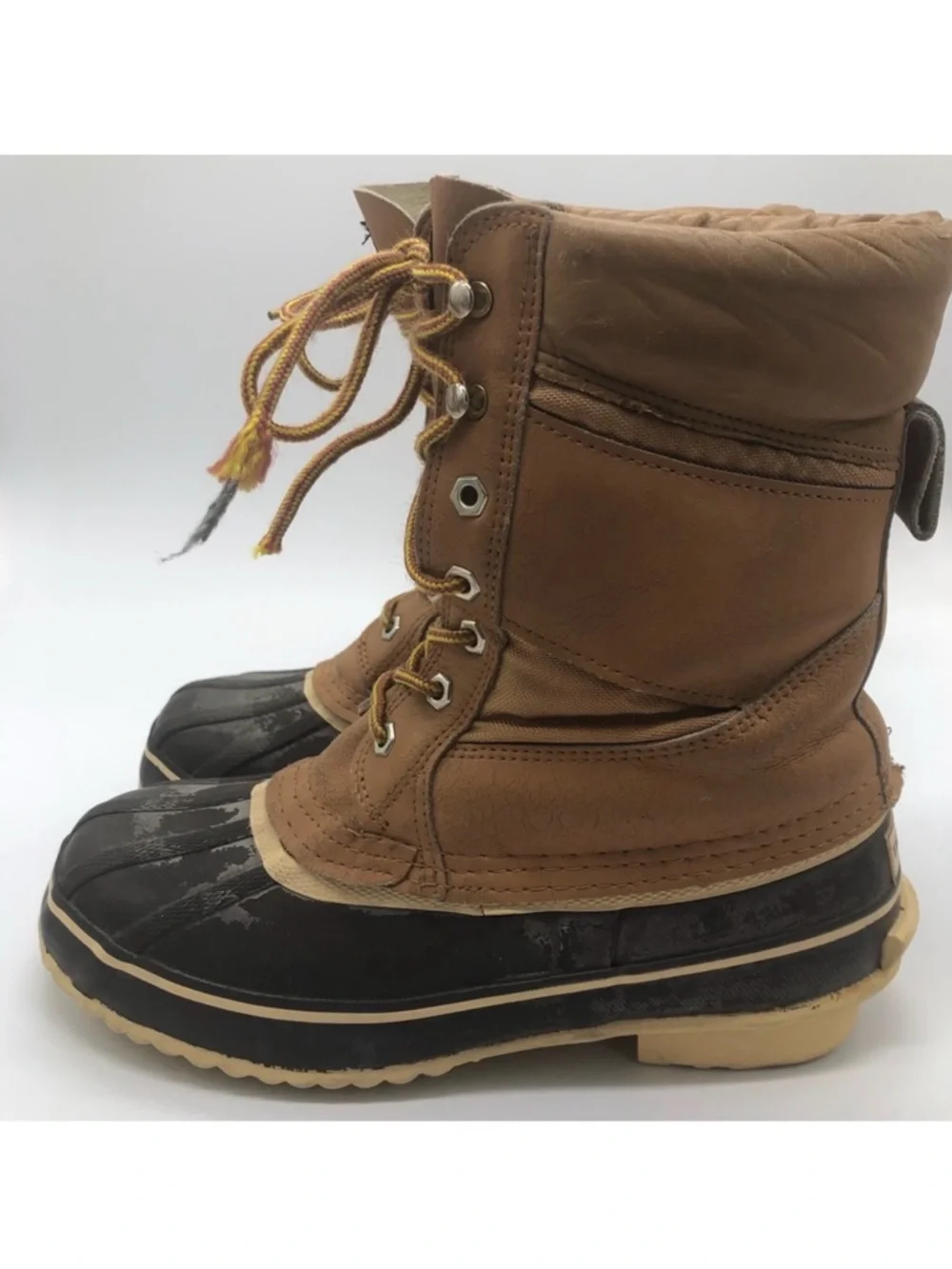 Trail Kings Duck Boots, Thinsulate. Size 7. Steel Shank. Excellent used cond!